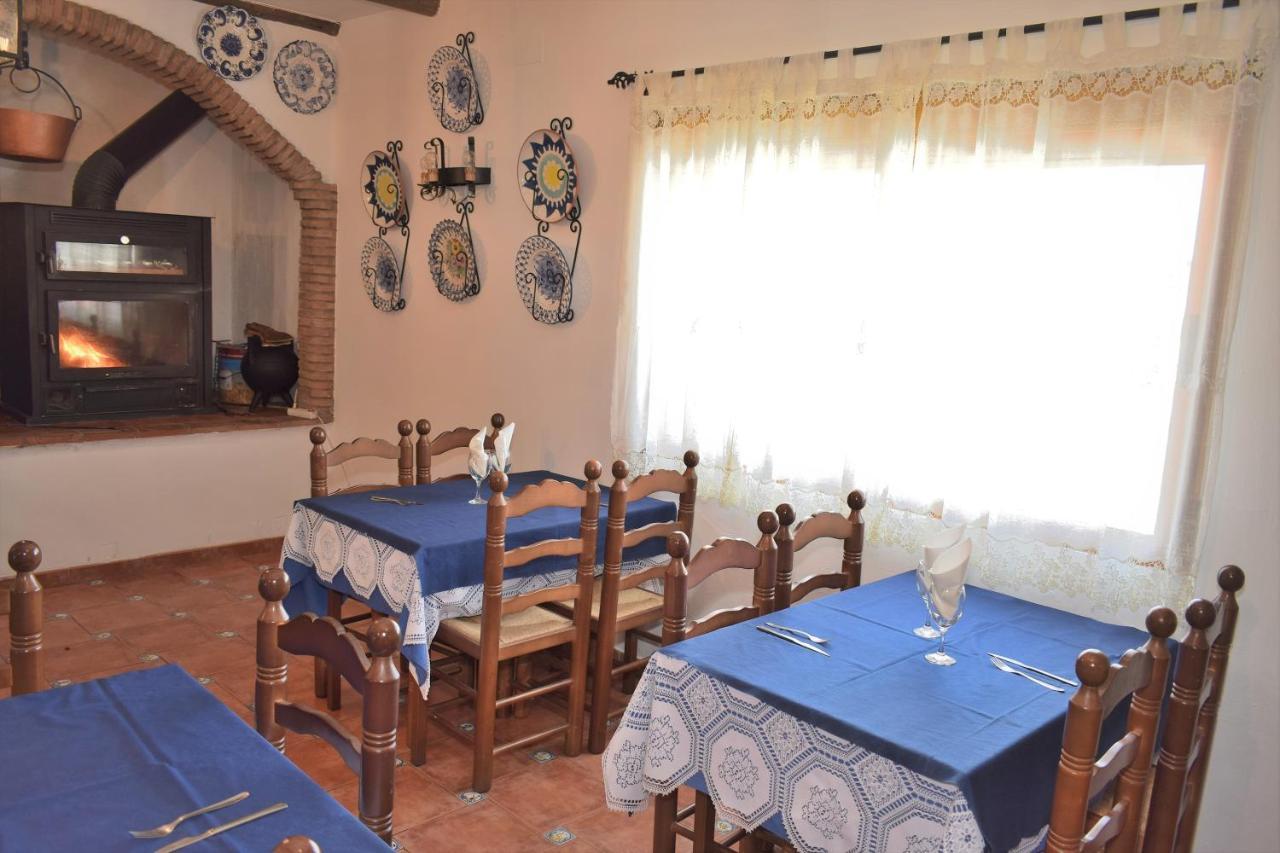 Posada El Arriero Torrejón el Rubio Esterno foto
