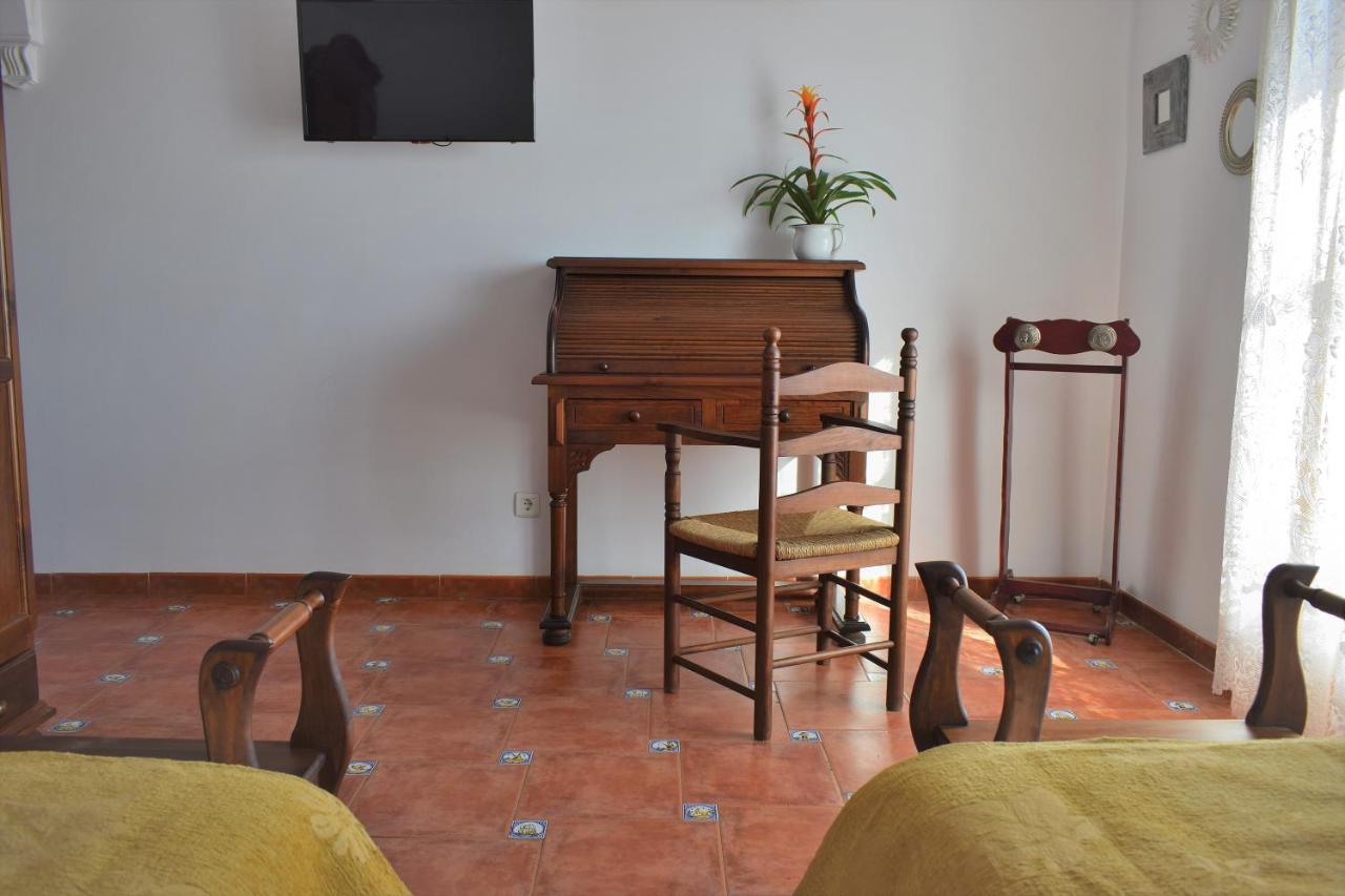Posada El Arriero Torrejón el Rubio Esterno foto